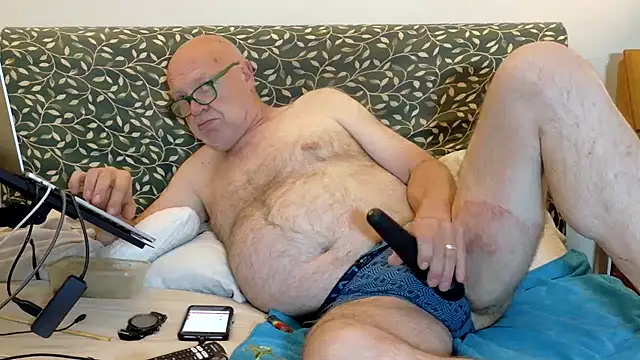 KinkCentral online show from June 21, 9:31 pm