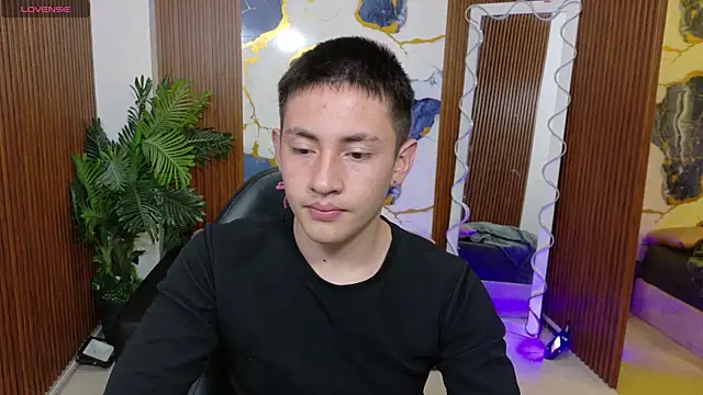 Andres Tay online show from June 25, 2:36 am