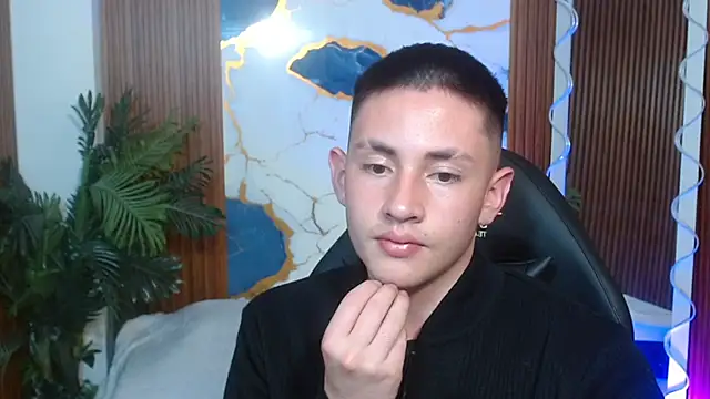Andres Tay online show from May 9, 2:45 am