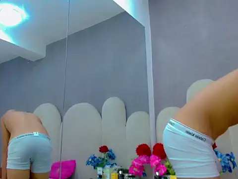 santiago twink online show from May 16, 10:36 am