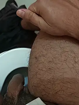 Holahot99 online show from April 25, 7:55 pm