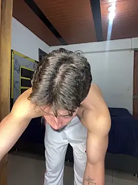 MattDevon3 online show from May 20, 3:46 am