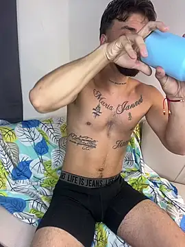 MattDevon3 online show from May 4, 4:03 am