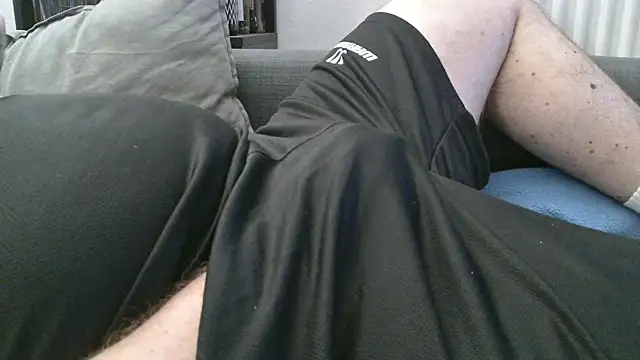horny-bear89 online show from May 5, 8:09 pm