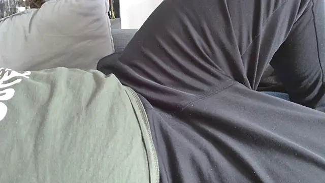 horny-bear89 online show from May 7, 4:18 pm