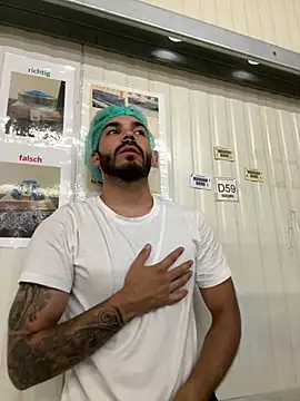  quietly online show from July 15, 12:17 am