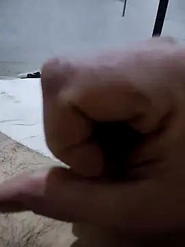 TootedFreezing online show from May 9, 5:58 pm