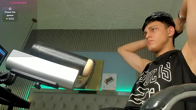 Ethanx18  online show from June 5, 4:50 am