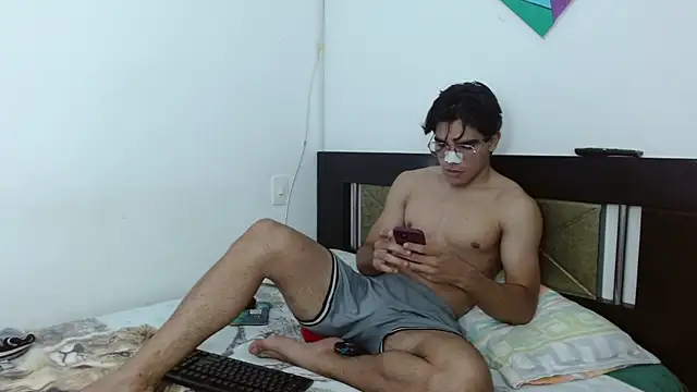 babysebasxoxo online show from May 2, 2:36 am