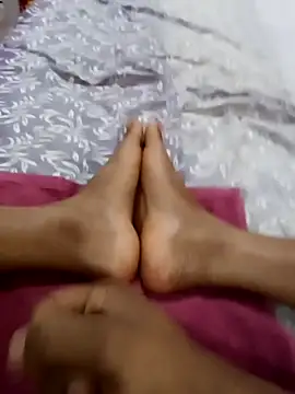 GOAn couple online show from May 13, 2:30 am