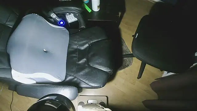 Smmothadventures online show from April 28, 2:22 pm