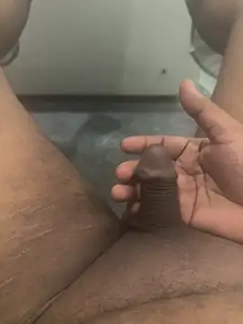 funjeff85 online show from April 30, 9:08 pm