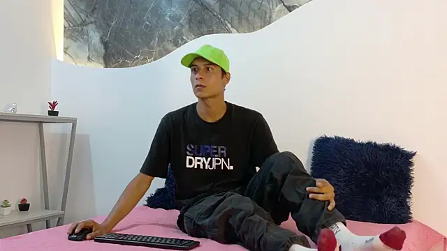 cameronsilverman online show from June 16, 9:17 pm