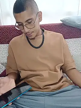 Lil black009 online show from July 23, 12:24 pm