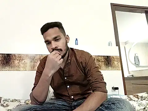 Desihotboy990 online show from May 11, 4:04 pm