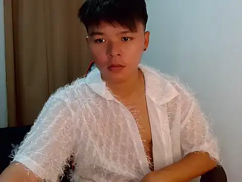 yourhotasiandoms online show from May 11, 8:49 am