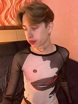 dark noir  online show from May 26, 10:22 am
