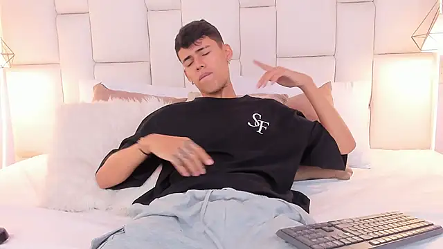 JacobFerrer online show from May 21, 5:50 pm
