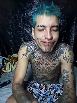 demoni0802 online show from June 18, 3:41 am