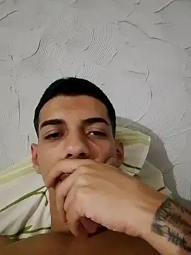 Novinhocarioca222 online show from May 4, 4:36 am