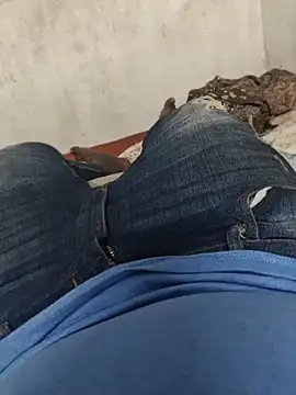 smallIdick 69 online show from June 28, 5:19 pm