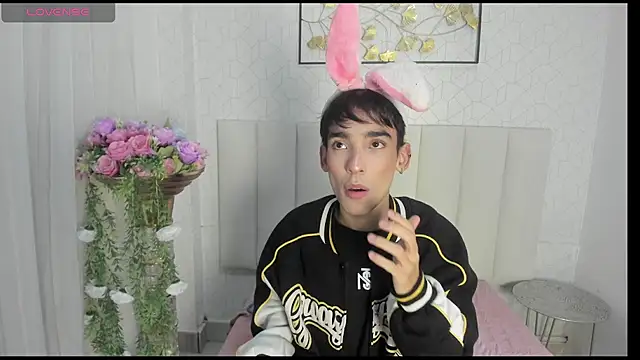 Andy vergara1 online show from May 22, 12:54 pm