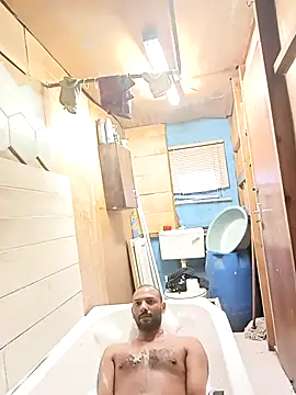 Snapshot of Camodick chatting on October 29, 4:10 pm Camodick online show from October 29, 4:10 pm