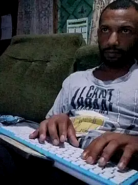 Snapshot of Camodick chatting on March 17, 7:37 pm Camodick online show from March 17, 7:37 pm