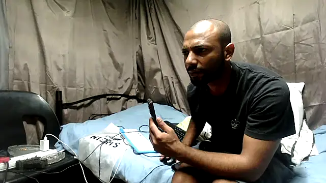 Camodick online show from April 24, 6:21 pm