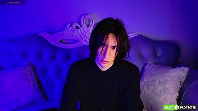 CalvinChapman online show from June 13, 6:28 pm