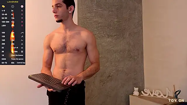 isaacblaze  online show from June 6, 7:58 am