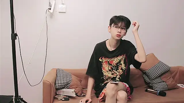 Hao114 online show from May 11, 10:50 am