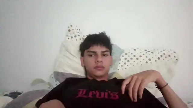GhostBoyX66 online show from June 19, 11:53 pm