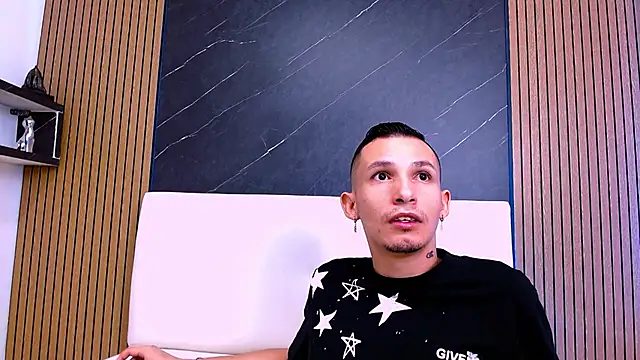 Isak Berekoa online show from June 6, 11:16 am