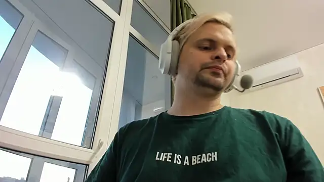 suuuuuus dol online show from May 14, 4:49 pm