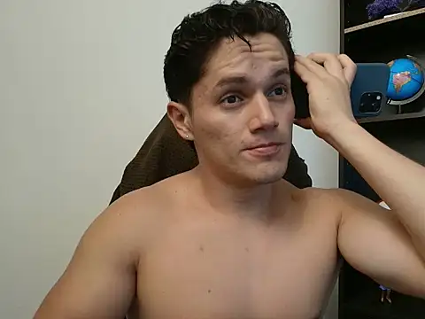 Erick Wallace online show from July 18, 1:23 am