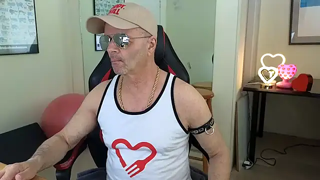 hotdadbod online show from March 16, 8:21 pm