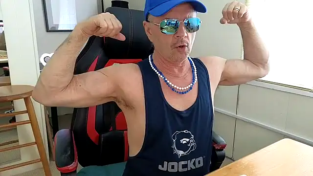 hotdadbod online show from February 19, 9:47 pm