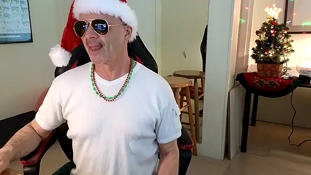 hotdadbod online show from December 16, 9:09 pm