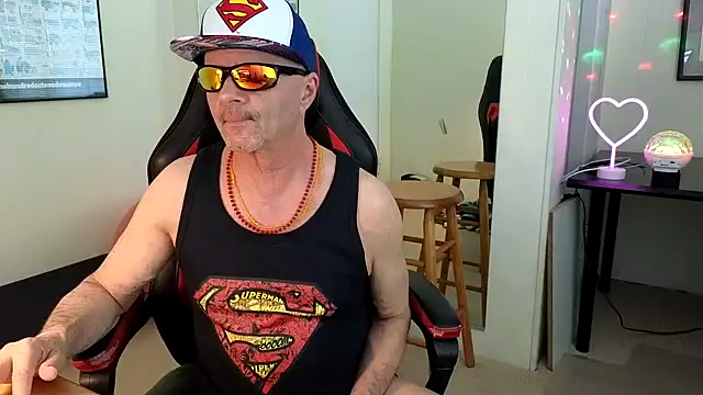 hotdadbod online show from January 10, 9:31 pm