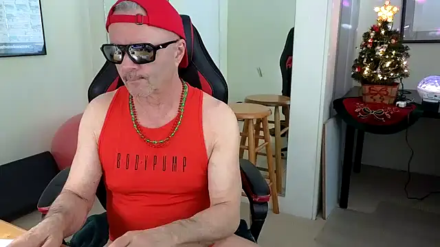hotdadbod online show from December 17, 9:16 pm