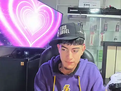 andylol330 online show from June 21, 4:29 am