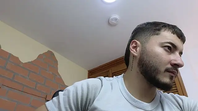 Brandon 01 online show from June 6, 7:53 pm