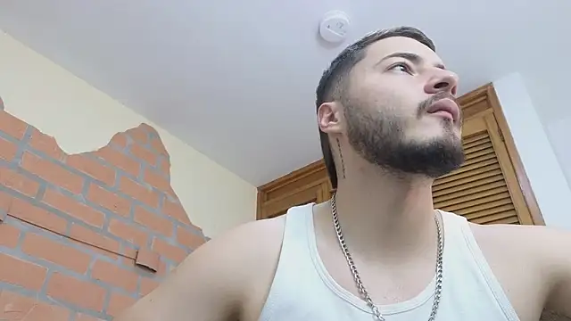 Brandon 01 online show from June 7, 7:54 pm