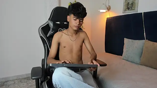 jacob cum23 online show from June 12, 5:22 pm