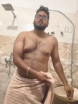 Sexyboyforyou33 online show from June 7, 1:01 am