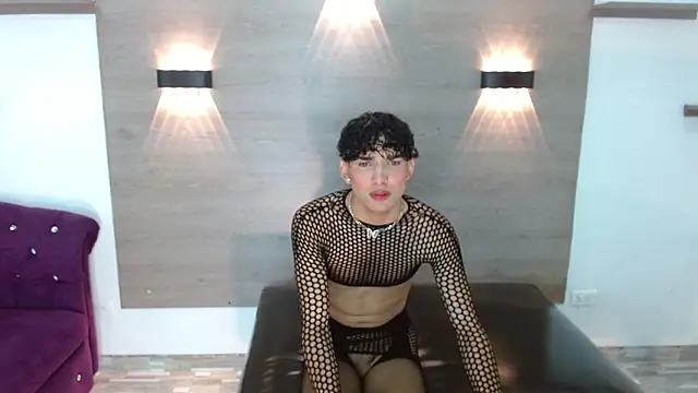 Logaanhotts online show from June 14, 8:11 pm