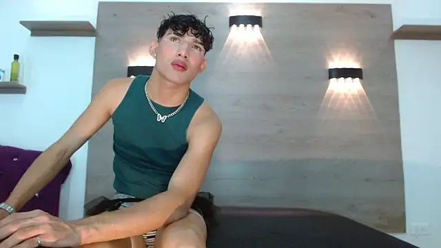 Logaanhotts online show from June 11, 7:56 pm