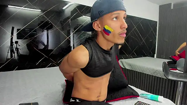 Camilo Contreras online show from June 23, 7:50 pm