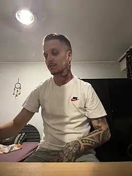 MarkCain69 online show from June 10, 9:04 pm